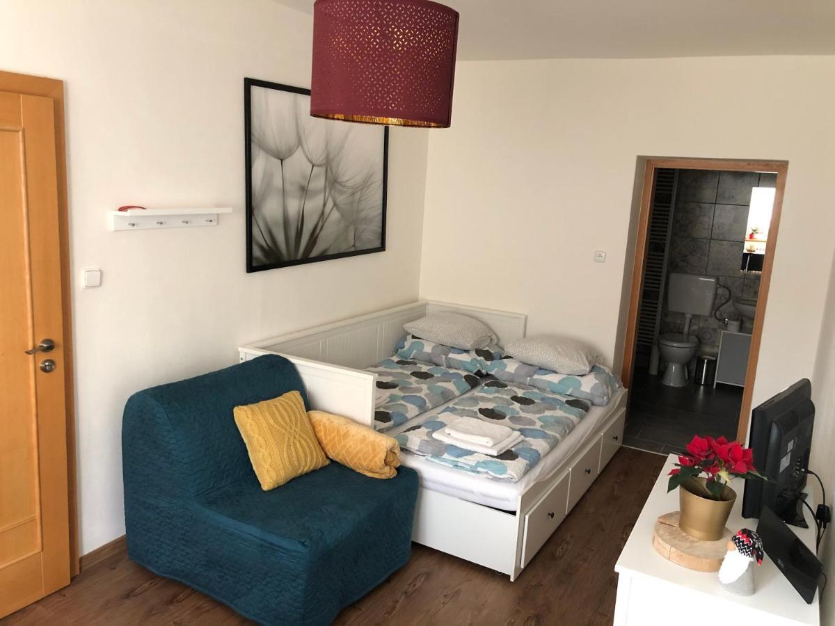 Ubytovani U Svobodu Lägenhet Kroměříž Exteriör bild