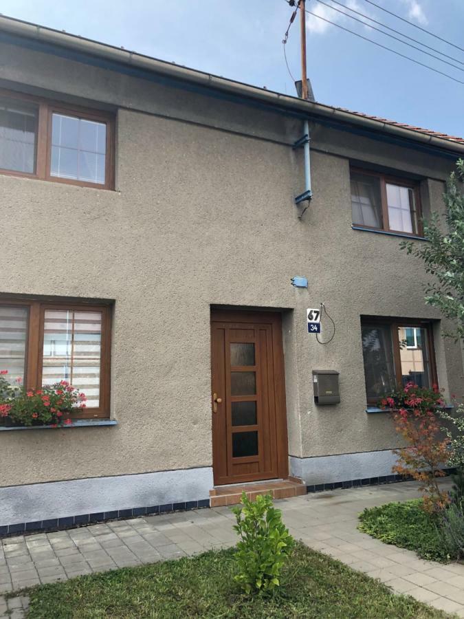 Ubytovani U Svobodu Lägenhet Kroměříž Exteriör bild