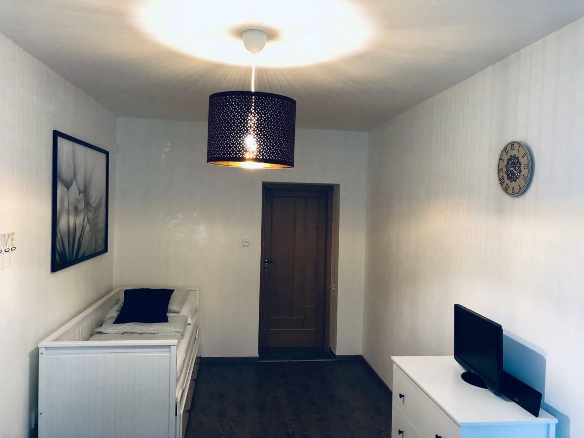 Ubytovani U Svobodu Lägenhet Kroměříž Exteriör bild